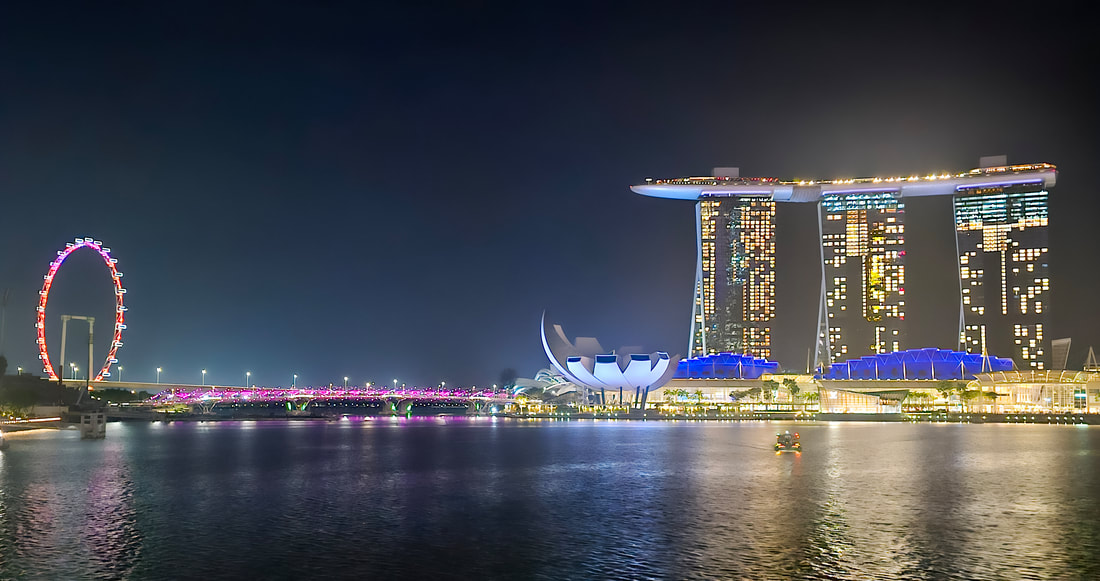 Marina Bay Sands and the Singapore Flyer.